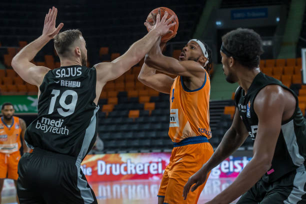 提到阿诺德 提到阿诺德